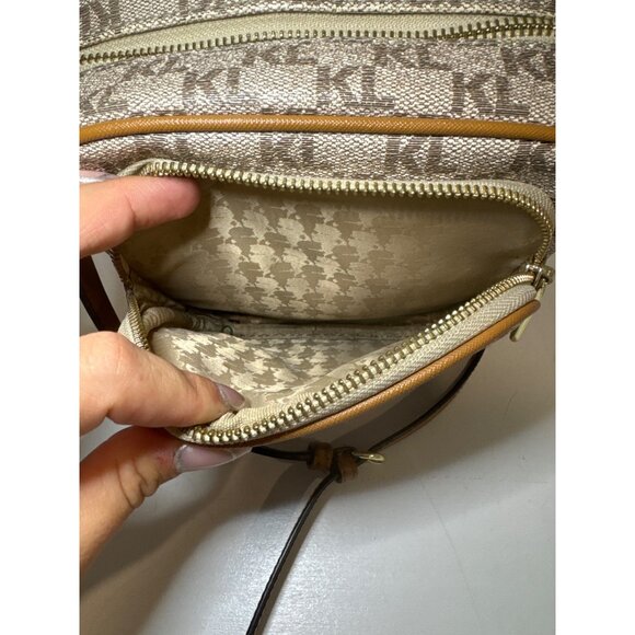 Karl Lagerfeld Paris Crossbody Purse Camera Bag MSRP $178 Modern City Artsy Logo - Picture 5 of 15